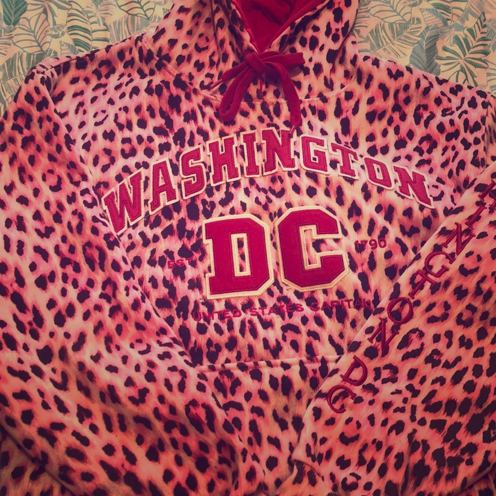 Pink cheetah hoodie Xl